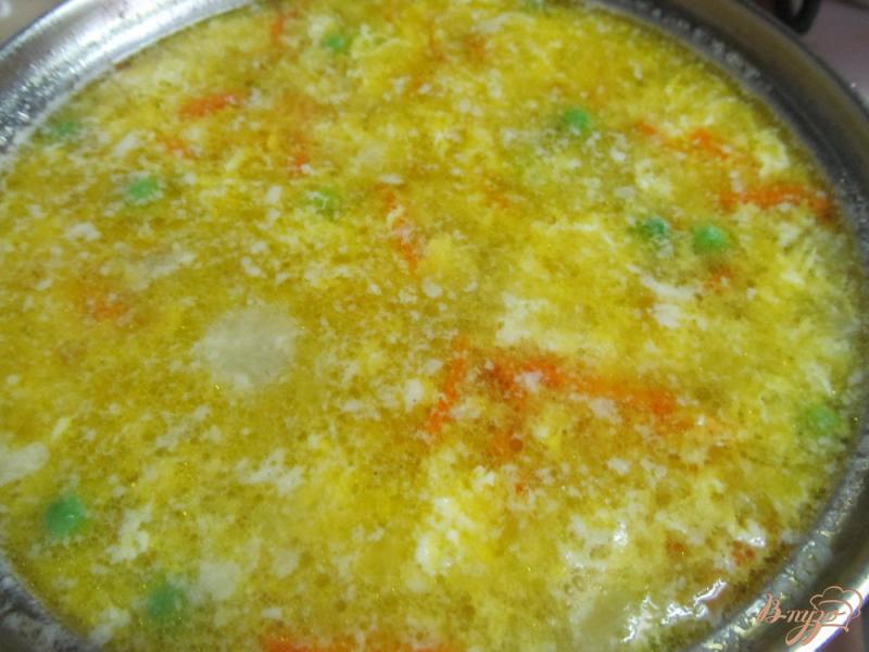 Фото приготовление рецепта: Суп с жареной вермишелью шаг №6