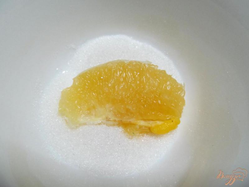 Фото приготовление рецепта: Апельсины в кляре шаг №3