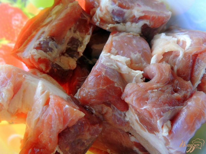 Фото приготовление рецепта: Свинина в овощном маринаде шаг №1