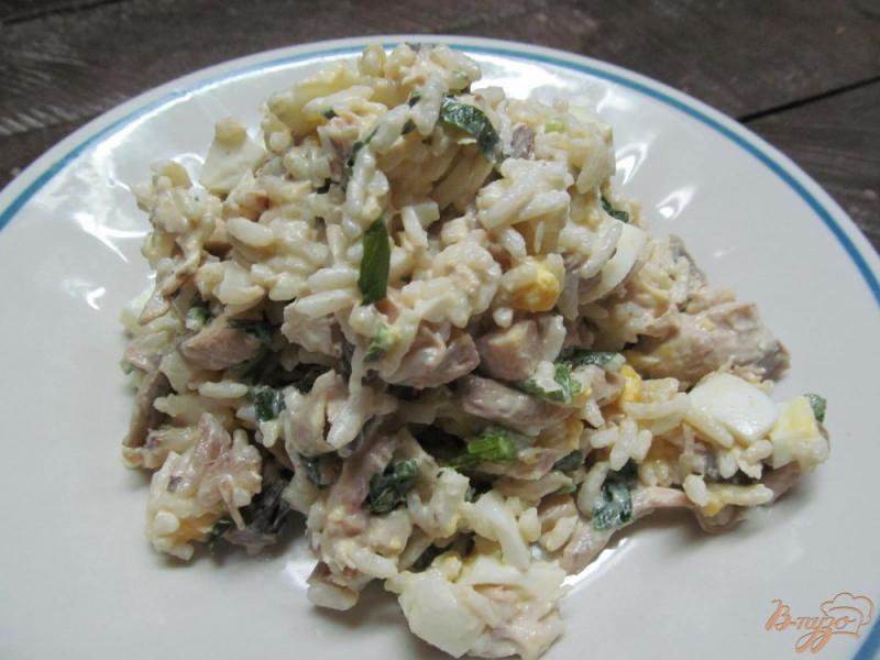 Фото приготовление рецепта: Салат из риса и курицы шаг №5