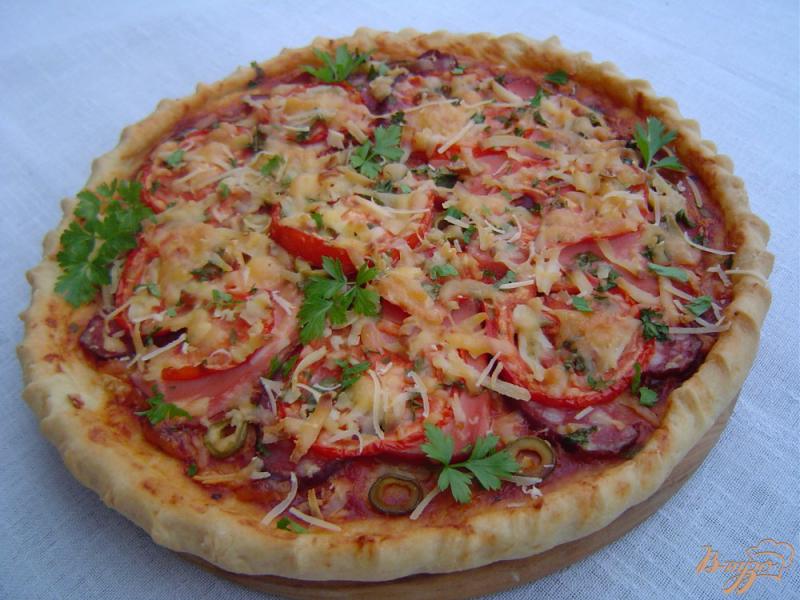 Фото приготовление рецепта: Пицца из теста на сливках шаг №8