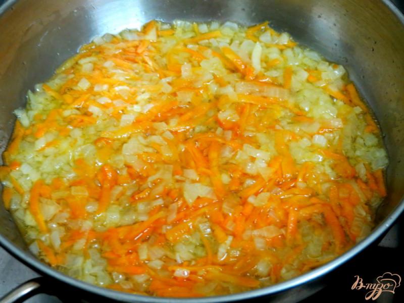 Фото приготовление рецепта: Тыквенный суп с грибами шаг №6