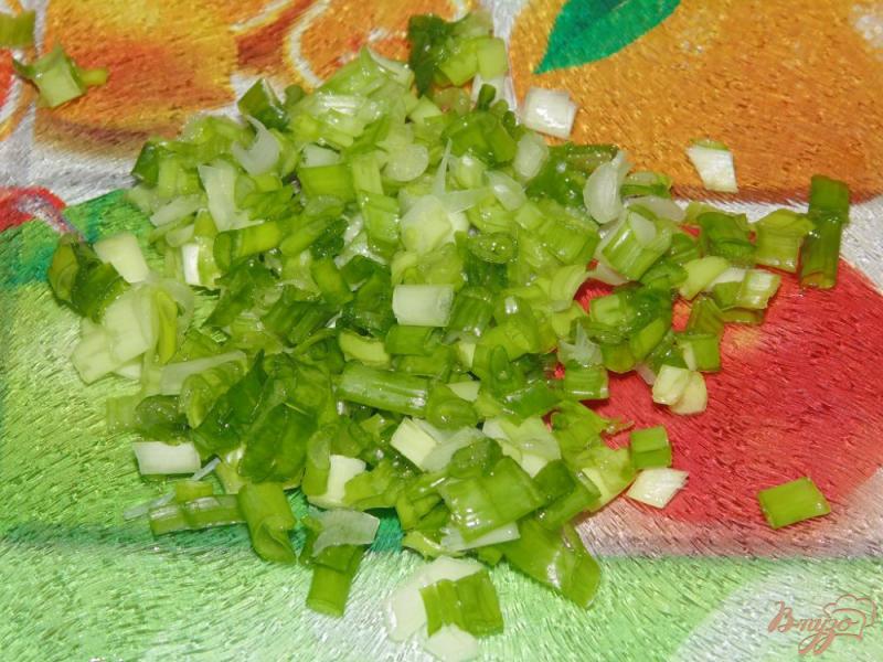 Фото приготовление рецепта: Салат из свеклы с маринованным огурчиком шаг №3