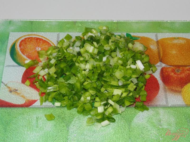 Фото приготовление рецепта: Острый салат из белокочанной капусты без соли шаг №2