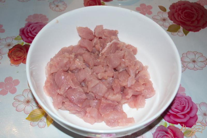 Фото приготовление рецепта: Куриные котлетки из рубленного мяса шаг №1