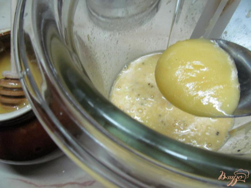 Фото приготовление рецепта: Смузи из мандарина киви и банана шаг №5