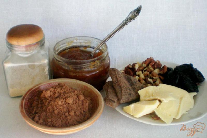Фото приготовление рецепта: Домашние конфеты с кэробом, какао тертым и медом шаг №1