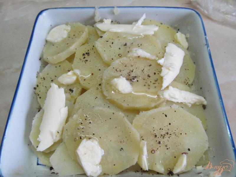 Фото приготовление рецепта: Слоенный картофельный гарнир шаг №4