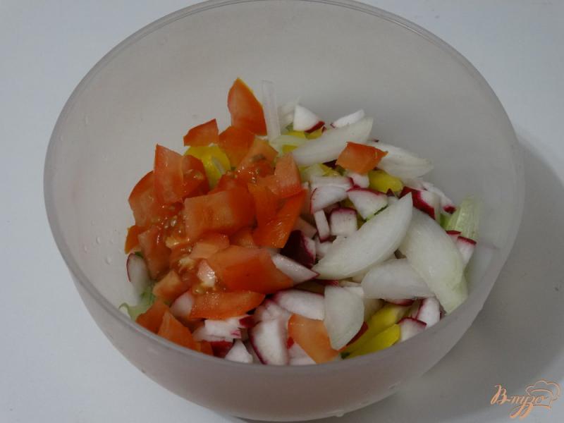 Фото приготовление рецепта: Овощной салат с горчичной заправкой шаг №4