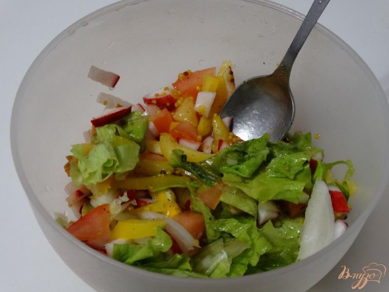 Фото приготовление рецепта: Овощной салат с горчичной заправкой шаг №7