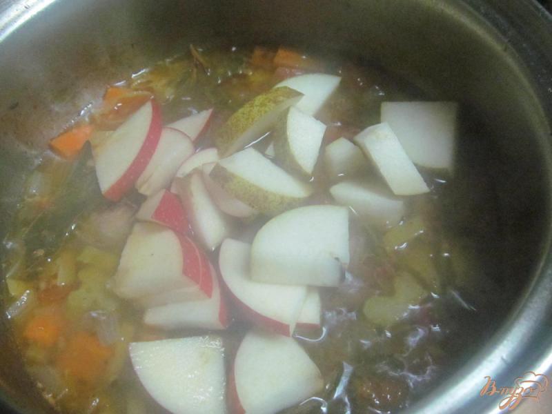 Фото приготовление рецепта: рагу из овощей и фруктов с мясом шаг №9