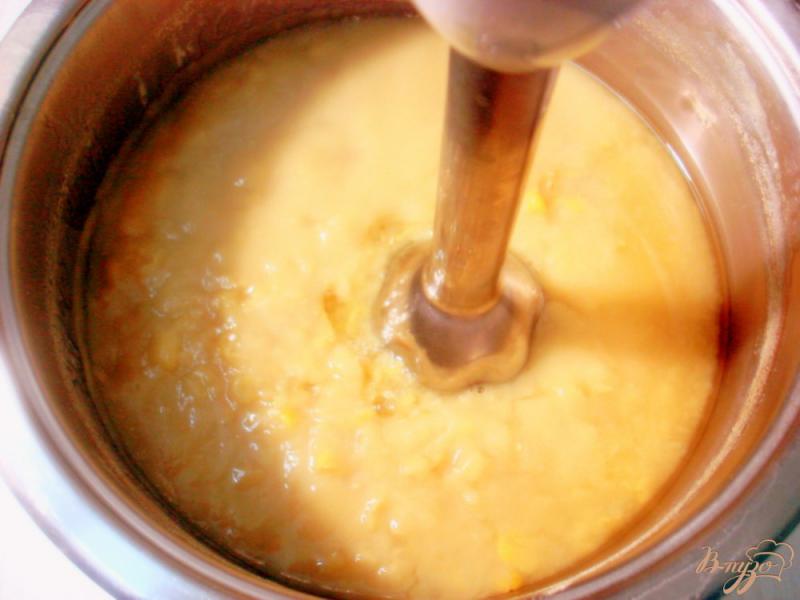 Фото приготовление рецепта: Гороховый суп с копчёными сосисками шаг №2