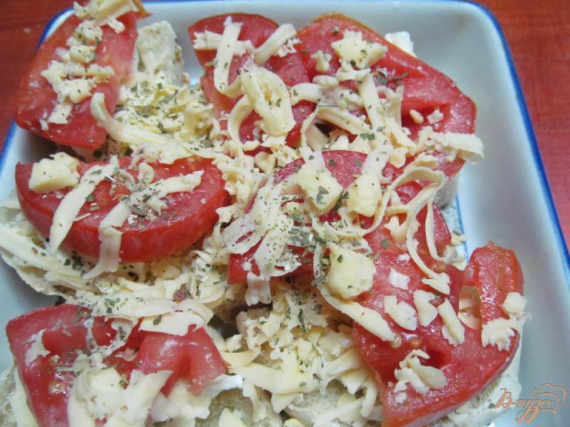 Фото приготовление рецепта: Закуска из сыра и помидора шаг №6