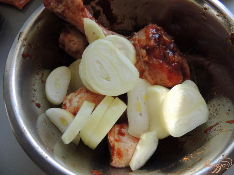 Фото приготовление рецепта: Голени в соевом соусе и кетчупе шаг №2