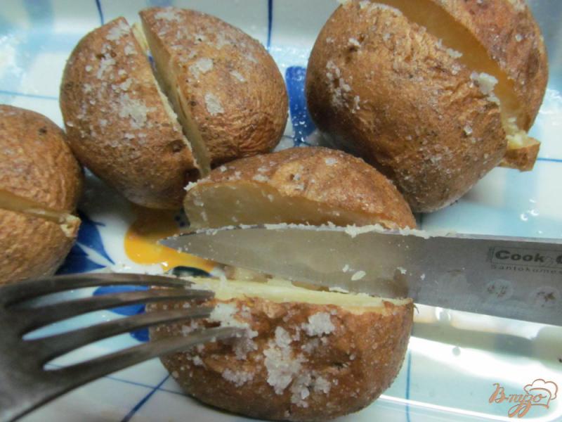 Фото приготовление рецепта: Запеченный картофель с фаршем шаг №5