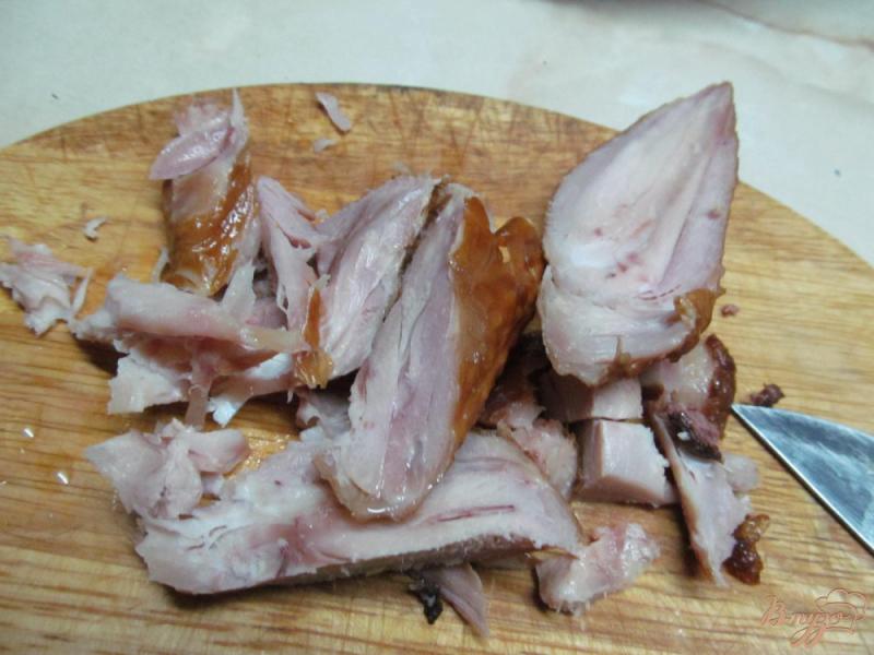 Фото приготовление рецепта: Вермишель запеченный с копченной курицей шаг №1