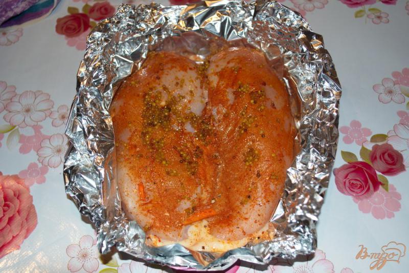 Фото приготовление рецепта: Куриное филе в духовке за 20 минут шаг №3