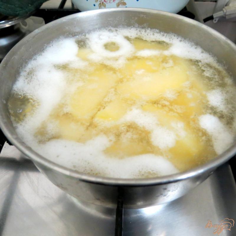 Фото приготовление рецепта: Картофельное пюре со сливками шаг №4