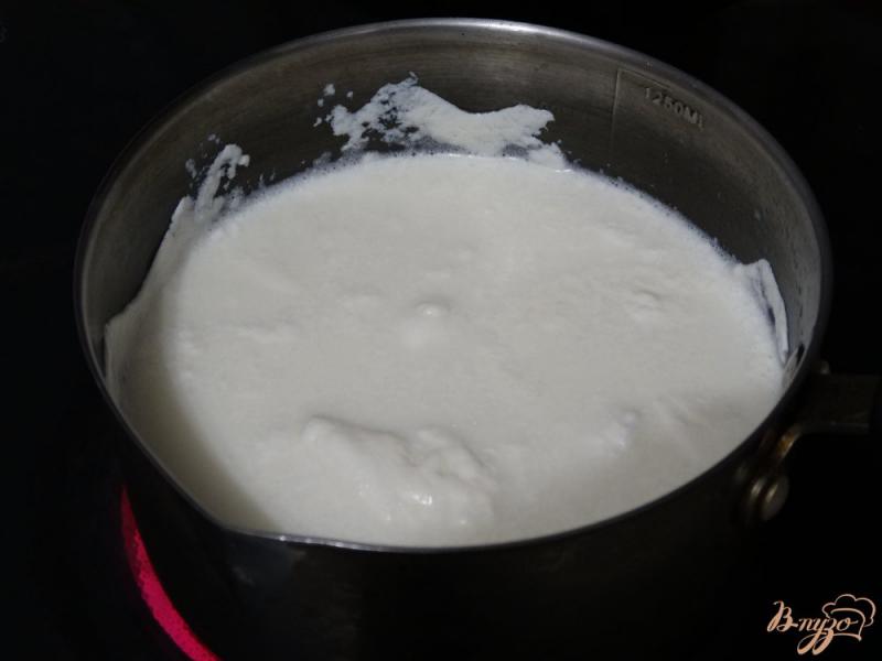 Фото приготовление рецепта: Домашний сыр из молока шаг №1