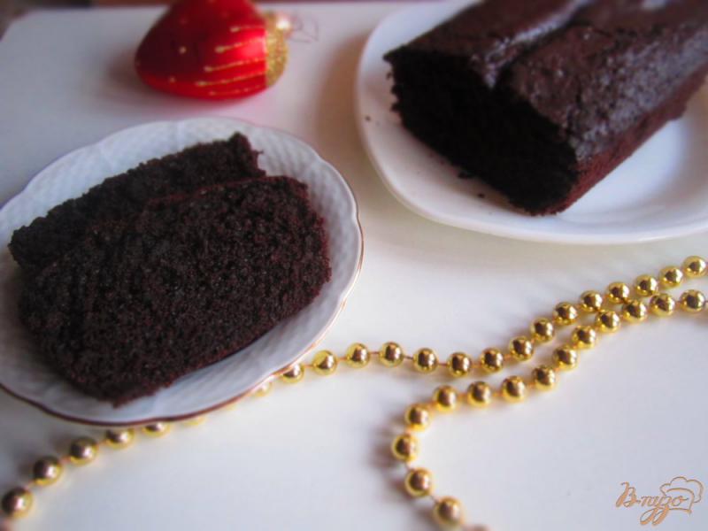 Фото приготовление рецепта: Шоколадный кекс на кефире шаг №7