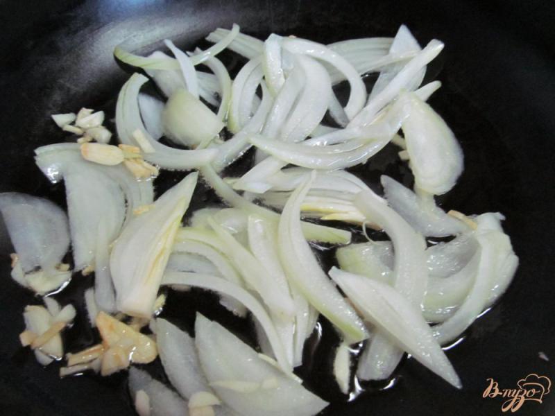 Фото приготовление рецепта: Жаренная капуста с мясом и тыквой шаг №1