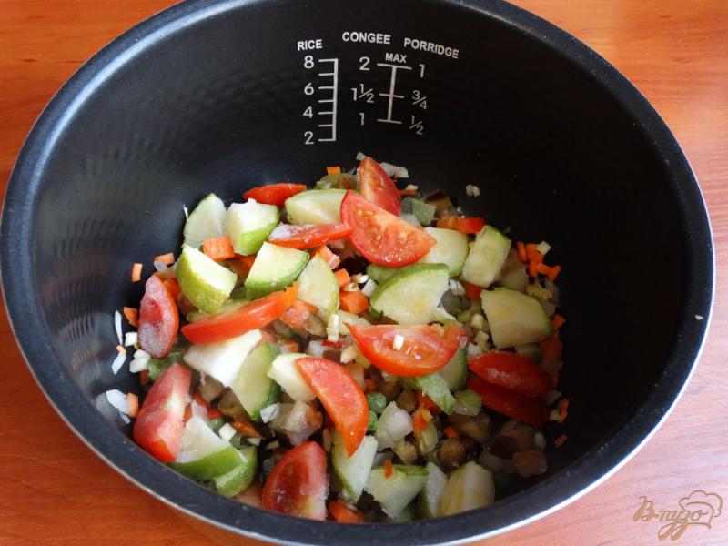 Фото приготовление рецепта: Рагу из замороженных овощей в мультиварке шаг №4