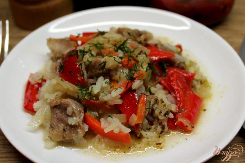 Фото приготовление рецепта: Рис со свининой и овощами шаг №6