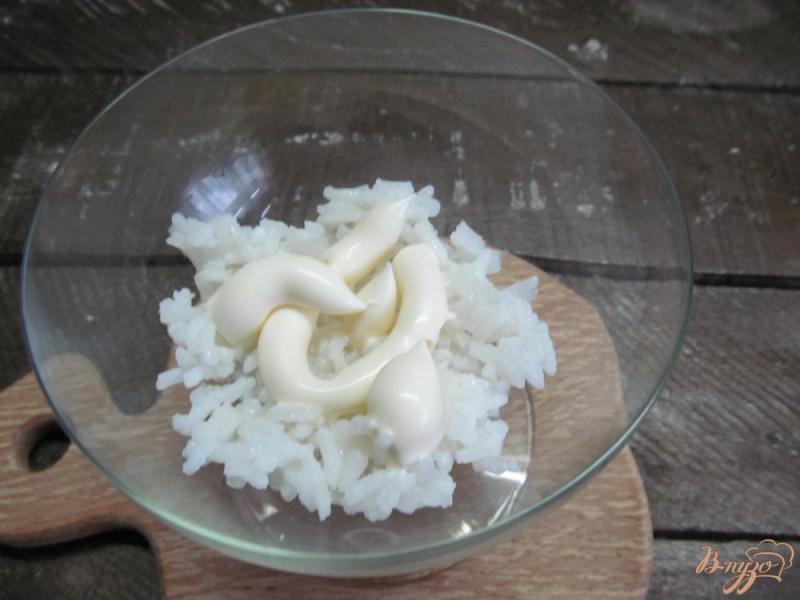 Фото приготовление рецепта: Изумрудный салат из киви и курицы шаг №1