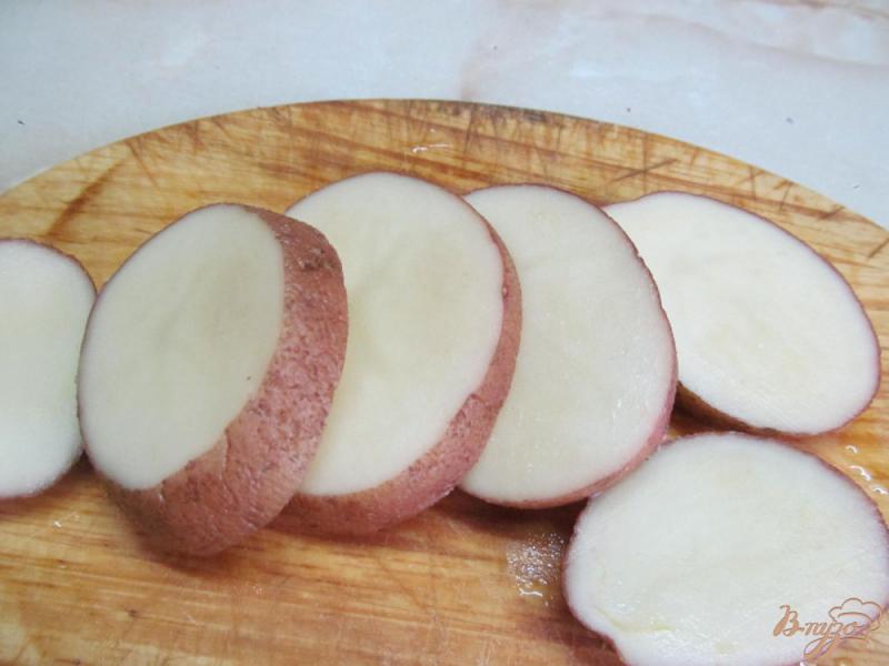 Фото приготовление рецепта: Запеченный картофель под беконом и тыквой шаг №1