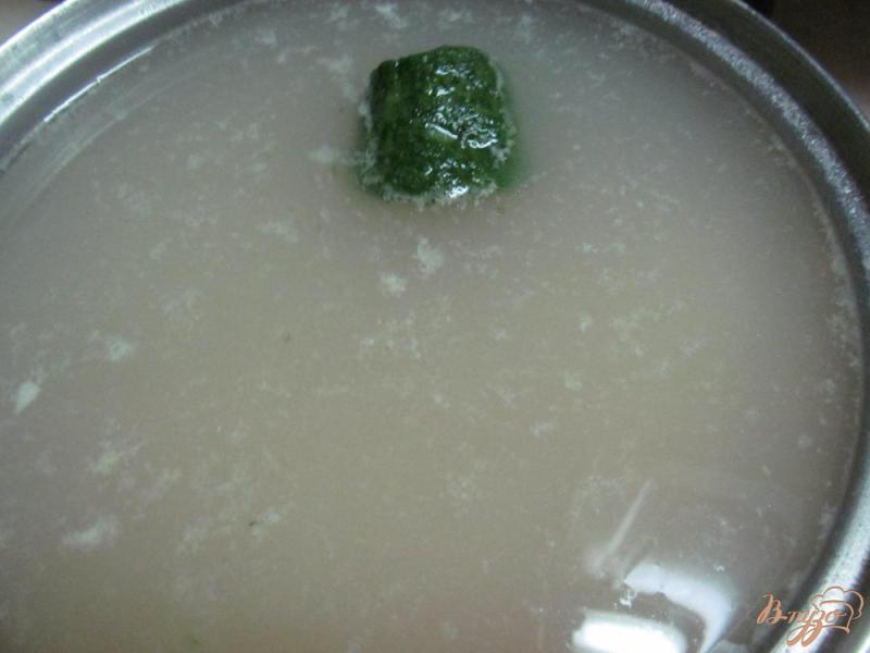 Фото приготовление рецепта: Суп с тыквой рисом и кукурузой шаг №3