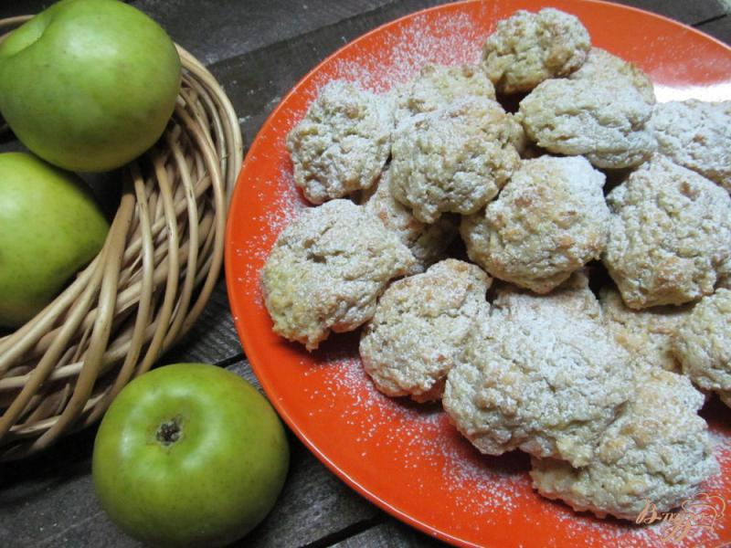 Фото приготовление рецепта: Яблочные булочки шаг №11