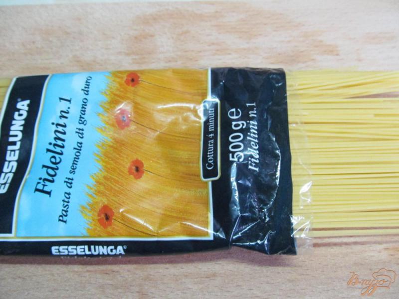 Фото приготовление рецепта: Спагетти с баклажаном и фаршем шаг №2