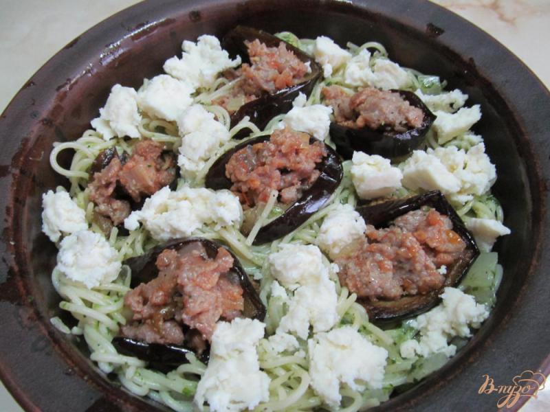 Фото приготовление рецепта: Спагетти с баклажаном и фаршем шаг №11