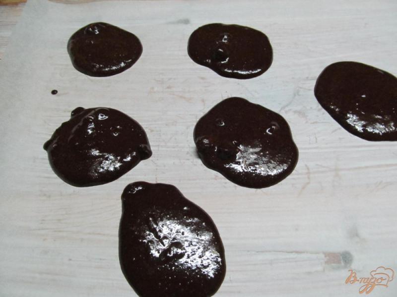 Фото приготовление рецепта: Шоколадные батончики с начинкой шаг №2