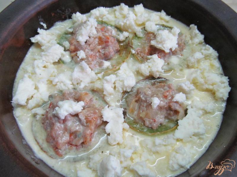 Фото приготовление рецепта: Картофельная запеканка с кабачком и мясом шаг №6