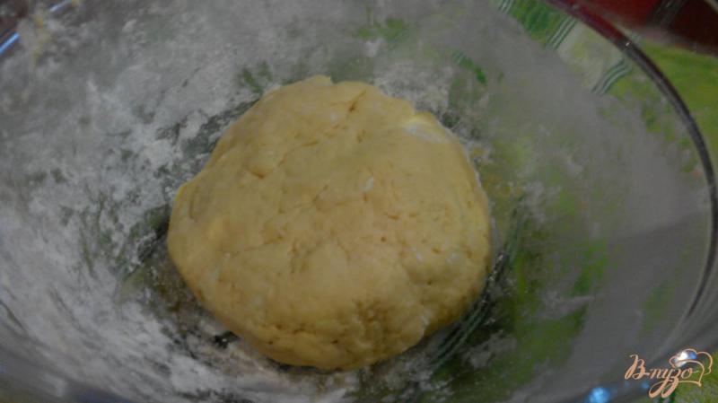 Фото приготовление рецепта: Двойное печенье с вареньем шаг №2