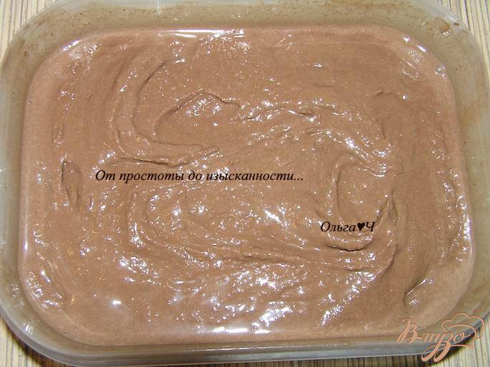 Фото приготовление рецепта: Шоколадное мороженое шаг №4