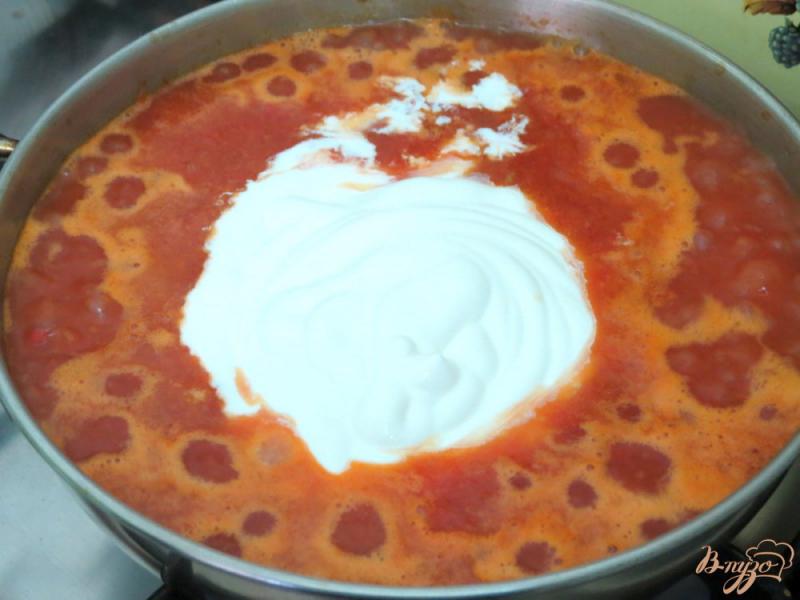 Фото приготовление рецепта: Польский томатный суп (Zupa pomidorowa) шаг №9
