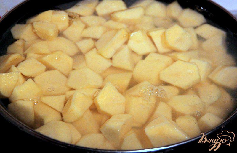 Фото приготовление рецепта: Картофель, запеченный без духовки шаг №1