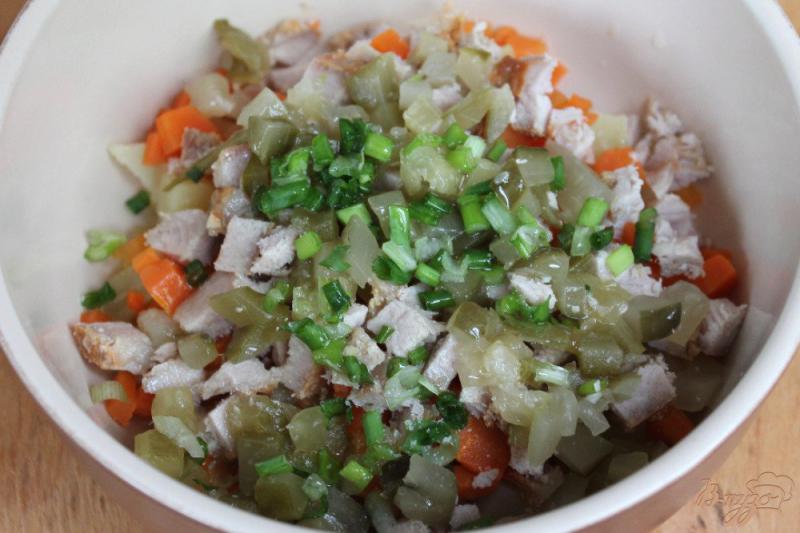 Фото приготовление рецепта: Салат из запеченого мяса и овощей шаг №5