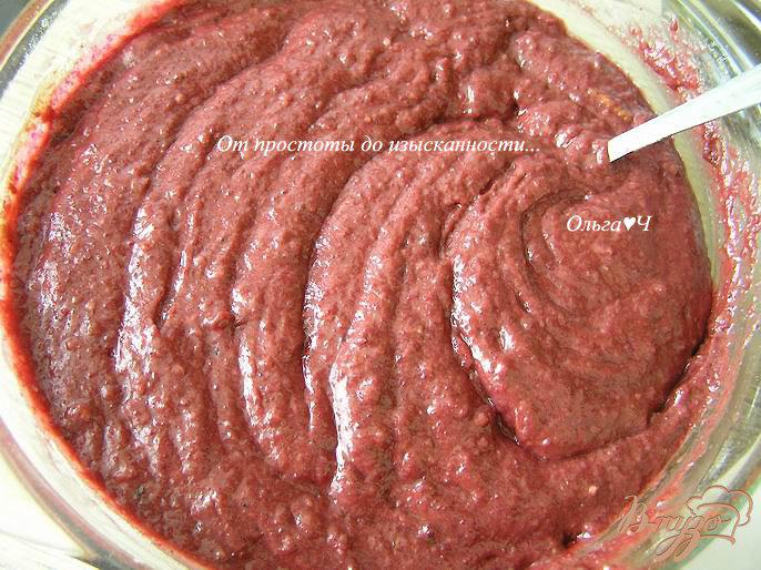 Фото приготовление рецепта: Свекольно-шоколадный торт с орехами и лимонной цедрой шаг №4