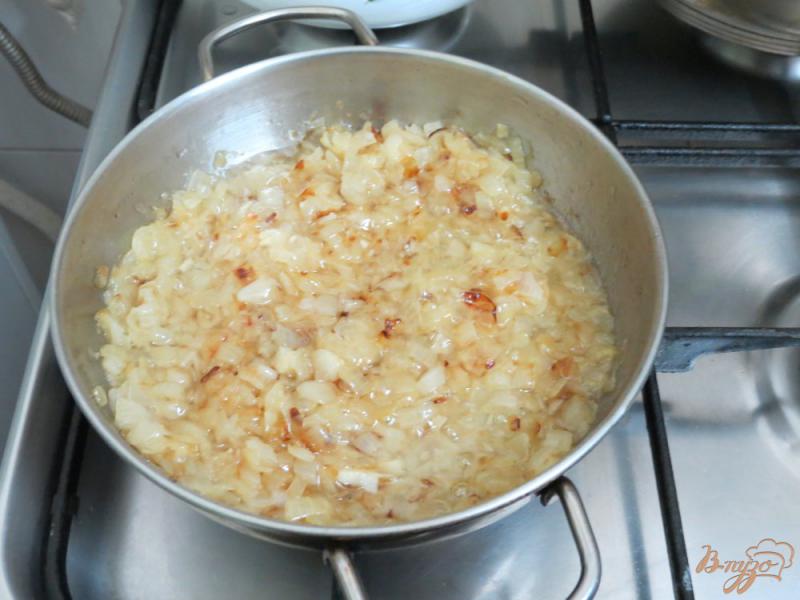 Фото приготовление рецепта: Запеканка из гречки с грибами и капустой шаг №3