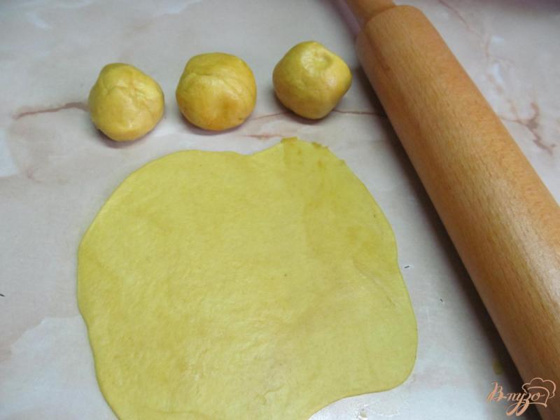 Фото приготовление рецепта: Мясо на лепешке с жаренным картофелем шаг №2