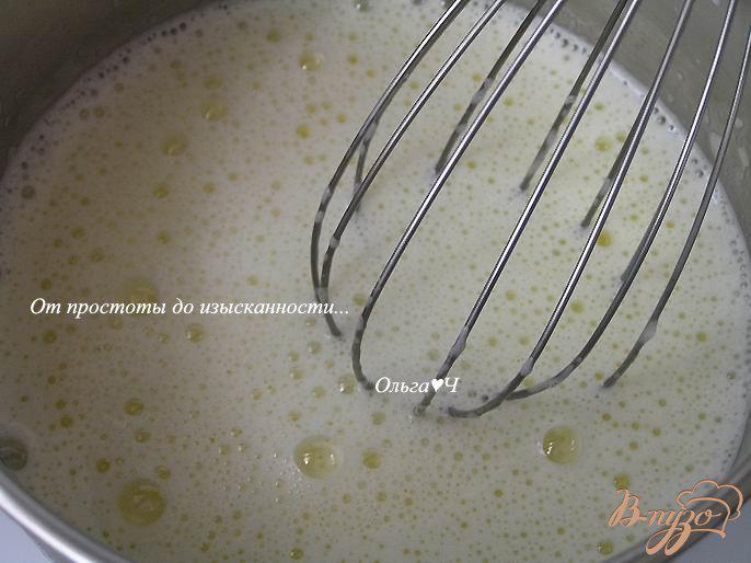 Фото приготовление рецепта: Абрикосовое мороженое с бадьяном шаг №2