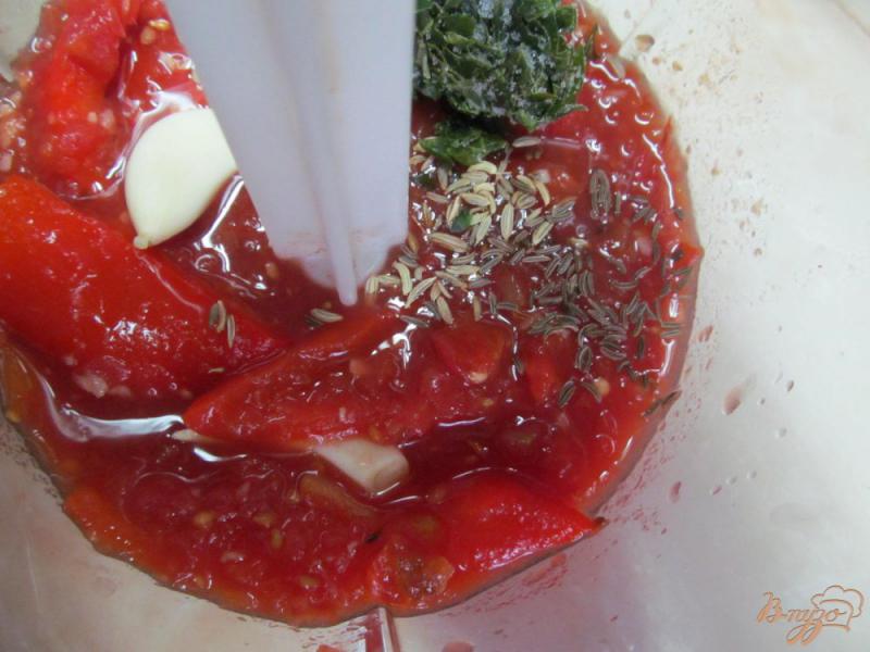 Фото приготовление рецепта: Курица в томатно-перечном соусе шаг №2