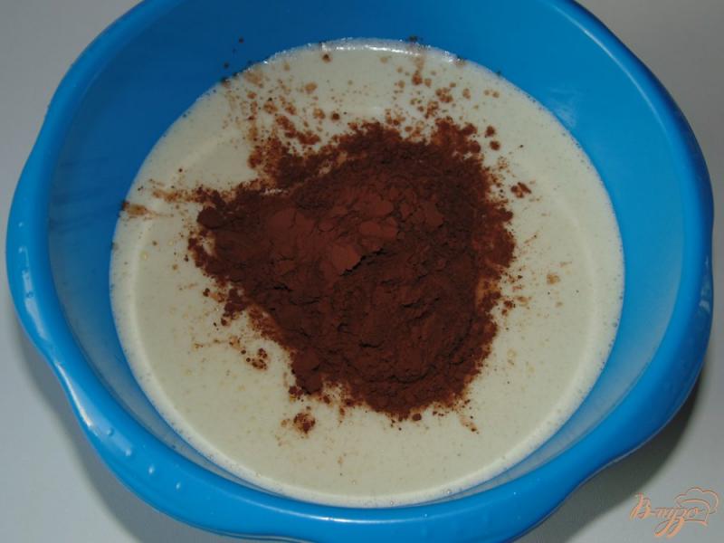 Фото приготовление рецепта: Шоколадные кексы на растительном масле шаг №2