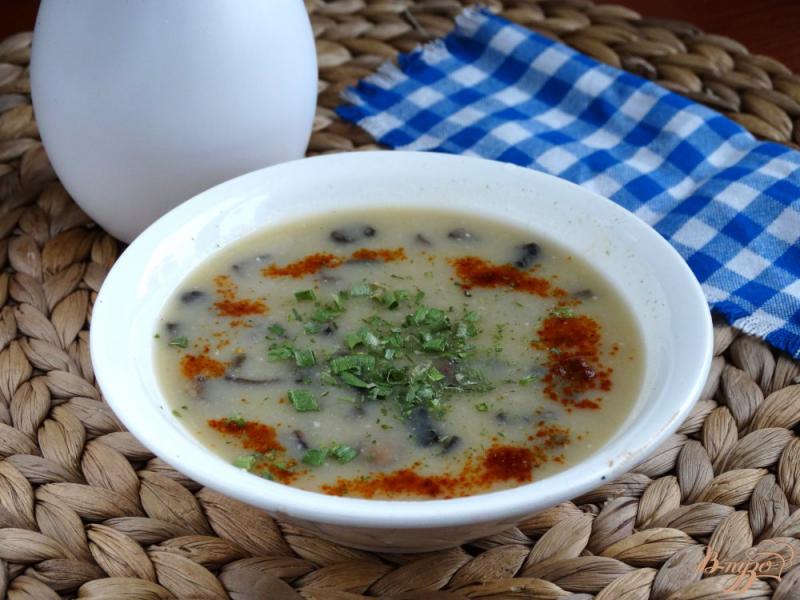 Фото приготовление рецепта: Гороховый суп-пюре с шампиньнами шаг №7
