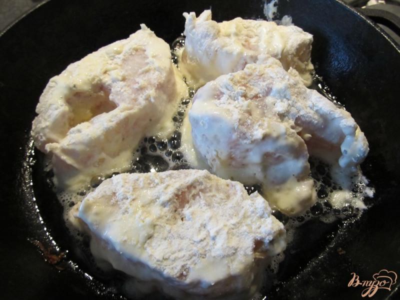 Фото приготовление рецепта: Треска в кляре с картофельным пюре шаг №6