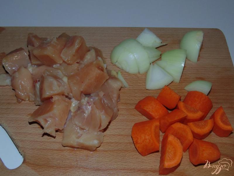 Фото приготовление рецепта: Котлеты из мяса индейки, овощей и манной крупы шаг №1