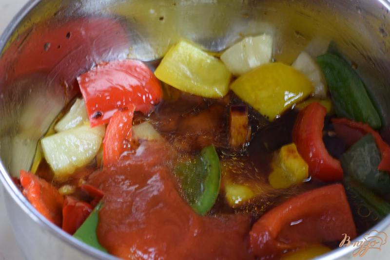Фото приготовление рецепта: Куриное филе в томатно- соевом соусе шаг №3